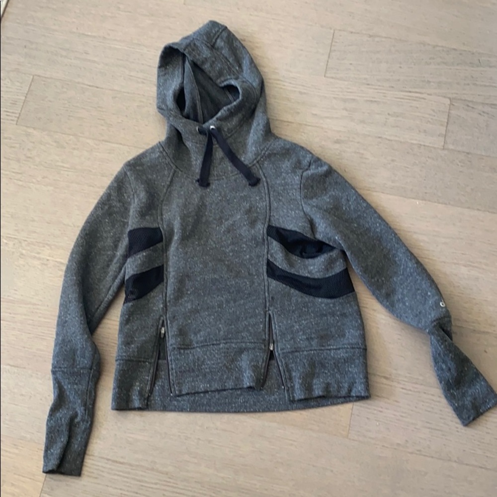 ALO YOGA HOODIE- Great Condition!
